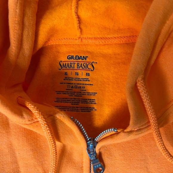 New Gildan XL Hoodie Zip Up Sweatshirt, Safety Orange - Picture 4 of 4